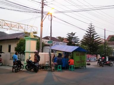 MIE AYAM BANG KUMIS