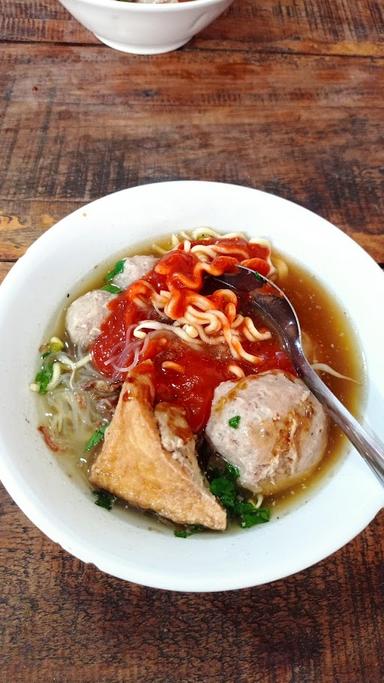 PONDOK BAKSO & MIE AYAM SOLO MBAREP