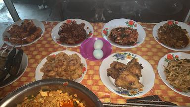 WARUNG MAKAN BU KLIWON