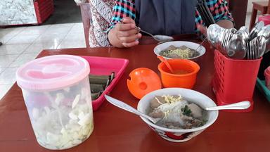 BAKSO BALUNGAN PAK GRANAT