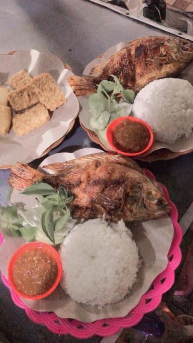 PECEL LELE