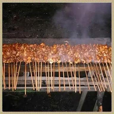 SATE AYAM MADURA CAK HADI