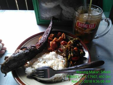 WARUNG MAKAN SINAR SLOGOHIMO