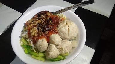 MIE BAKSO SUKASARI