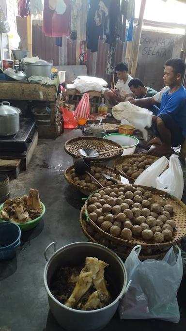 BAKSO BU NUR