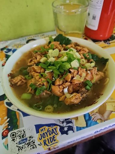 MIE AYAM GAYONG