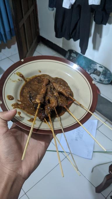 SATE AYAM PAK MAMEUMKMUMP