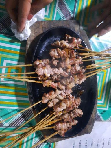 SATE KAMBING MUDA NIKI SARI