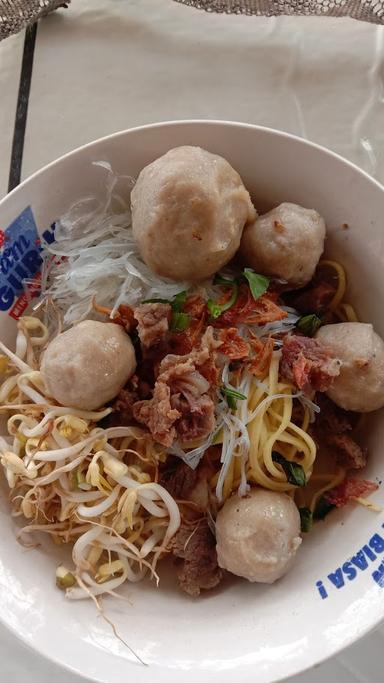 WARUNG BAKSO TRASNO KUMIS