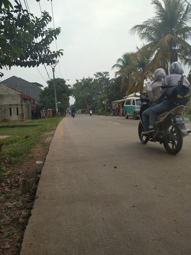 WARUNG SEBLAK MAMAH OVAL