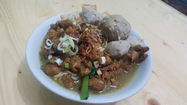 MIE AYAM & BAKSO MERAKYAT