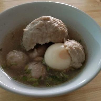 MIE AYAM & BAKSO MERAKYAT