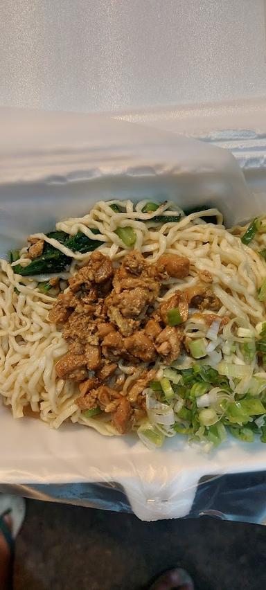 MIE AYAM CEKER JAKARTA[BAKMIE GOLDEN]