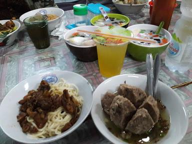 BASO SUPER & MIE AYAM CR7