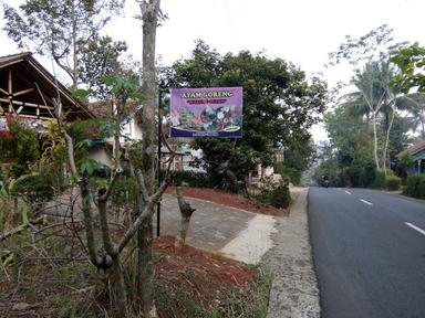 AYAM GORENG WARUNG TULEN