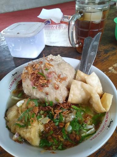 BAKSO BERKAH GEMEKAN