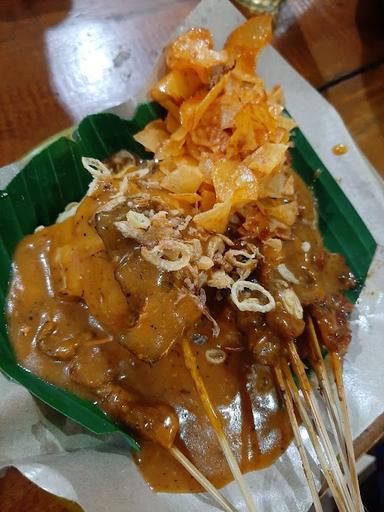 SATE PADANG PUTRA CHANIAGO