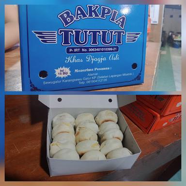 BAKPIA DAN OLEH-OLEH TUTUT