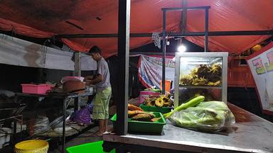 PECEL LELE PASAR MANGIRAN