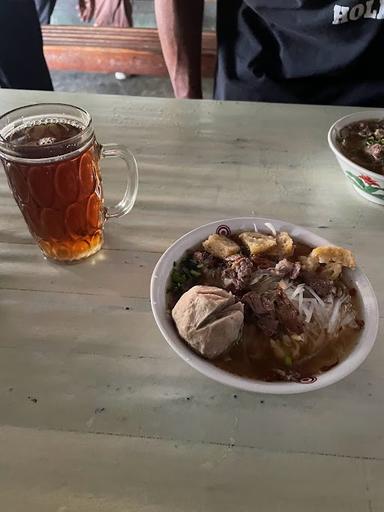 SOTO DAN BAKSO PAK KUMIS