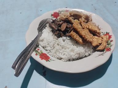 WARUNG NASI CUMI HITAM BU JAMIL