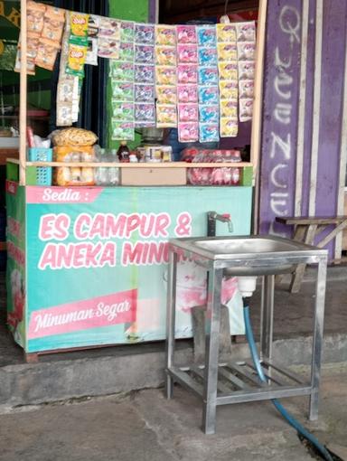 MIE AYAM DAN BAKSO GEJAYAN