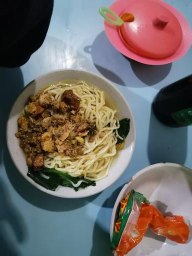 WARUNG MIE AYAM DAN BAKSO BANG KELIK