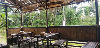 WARUNG SAWAH LEGOK (WSL)