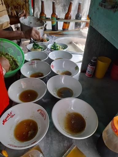 MIE AYAM BAKSO CEMPAKA PUTIH