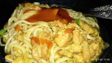 MIE AYAM & BAKSO COMAL