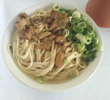 MIE AYAM TANPA NAMA SIDOAGUNG