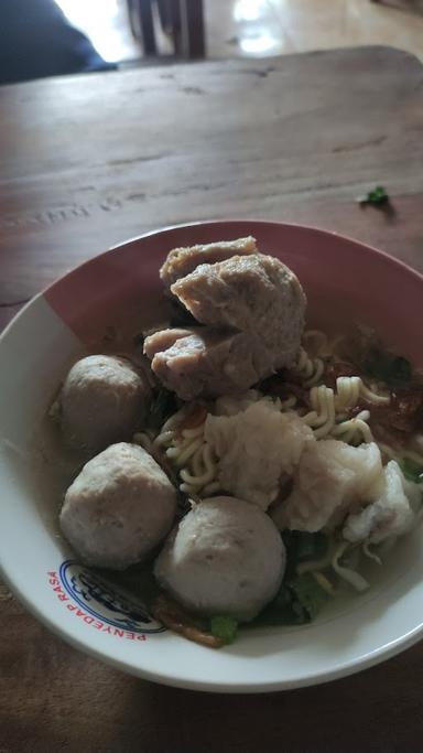 BAKSO & MIE AYAM ITUK GINTUNG