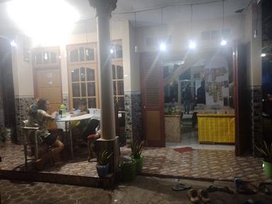 KEDAI MARIYANA