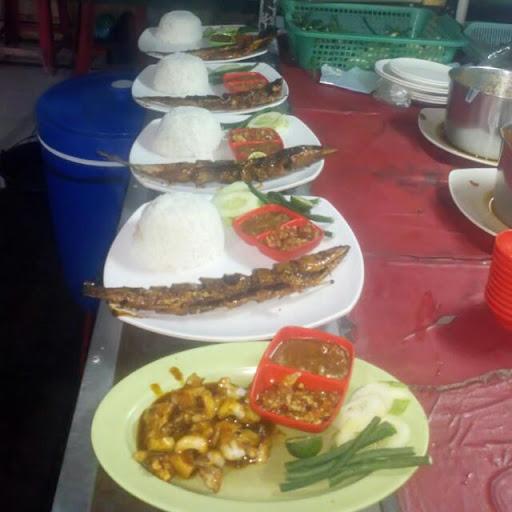 DAPUR DESA