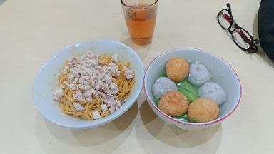 BAKMI PARAHYANGAN