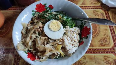 BUBUR AYAM KUAH KUNING