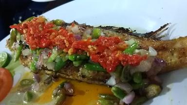 IKAN BAKAR SAMBAL PERINTIS