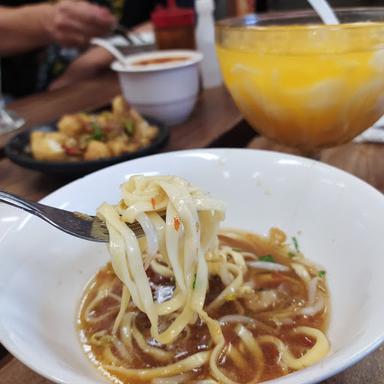 MIE KOCOK KEBON JUKUT THE KIOSK SETIABUDI