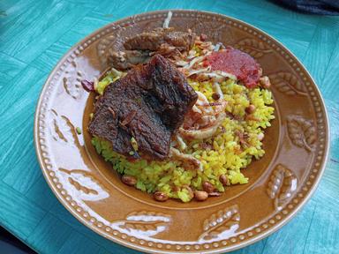 NASI KUNING BU NUNUNG