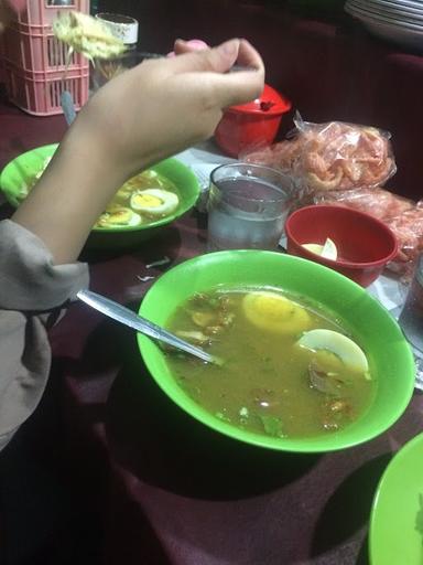 SATE DAN SOTO AYAM MADURA ACONG