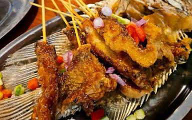 PONDOK MAKAN IKAN BAKAR