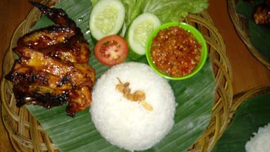 WARUNG AYAM BAKAR SAMBEL IJO, GOMBONG-JONGGOL