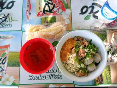 BAKMI AYAM JAKARTA BAJAK