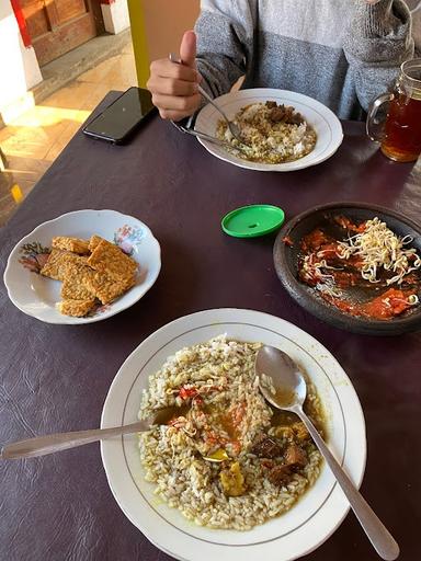 WARUNG POJOK LESTARI