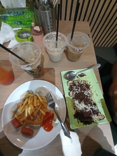 KOPI CENG (CAFE)