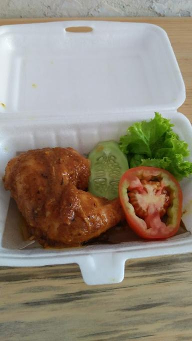 AYAM BETUTU PAON BALI