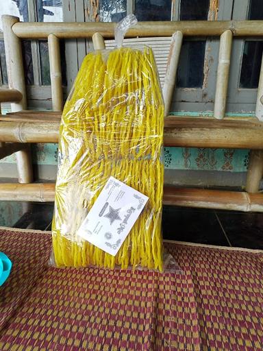 KERUPUK MIE KUNING CAP BINTANG