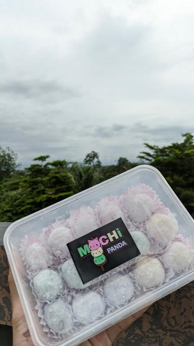 MOCHI PANDA KENCANA