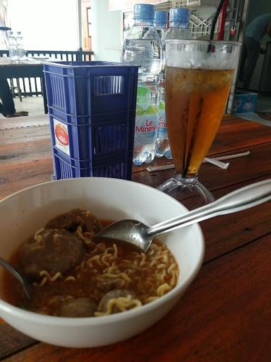 BAKSO NYABLAK