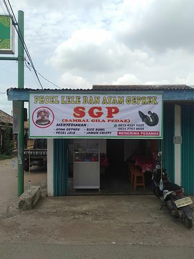 PECEL LELE DAN AYAM GEPREK SGP